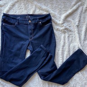 WHITE HOUSE BLACK MARKET Slim jeans 12